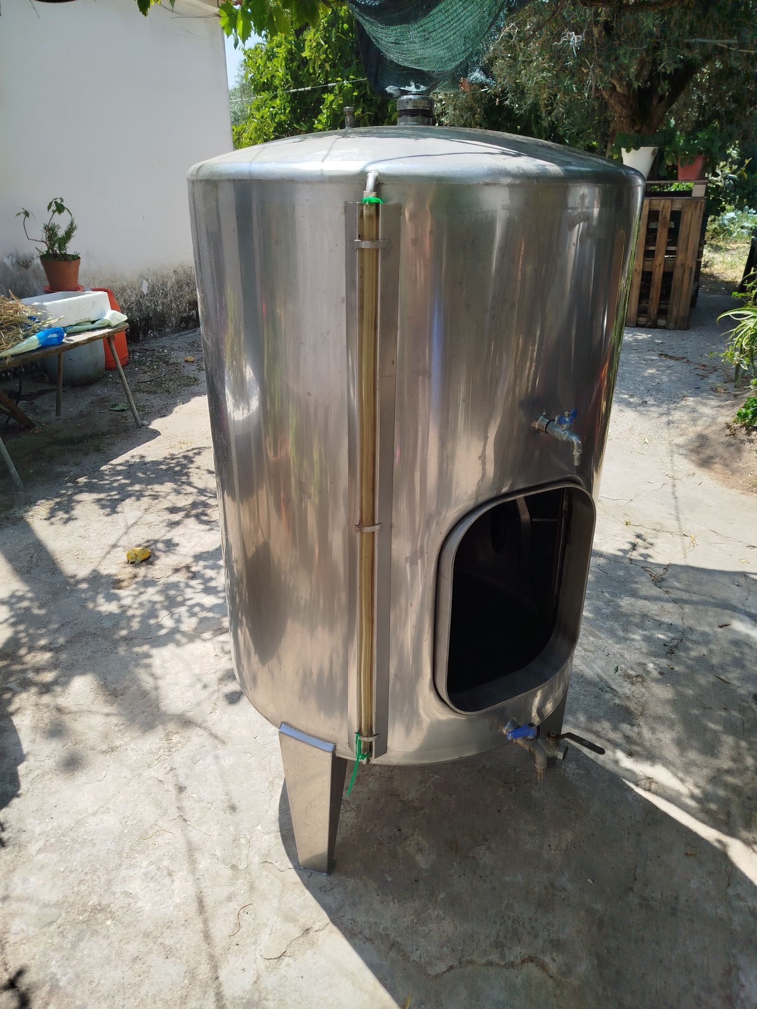 Cuba em inox 550L