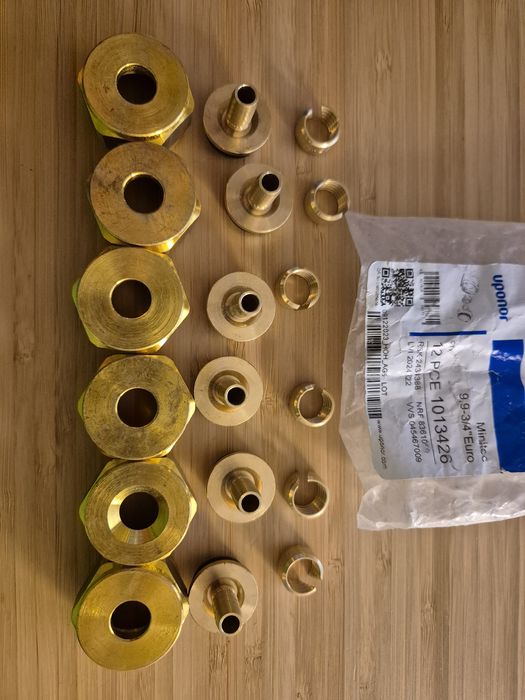 Elementy do najniższego ogrzewania podłogowego Uponor Minitec