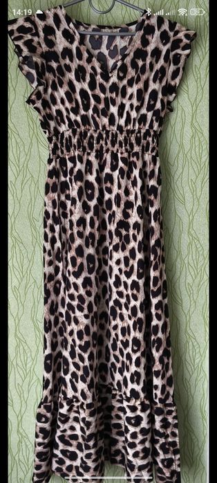 Елегантна Сукня (нова)