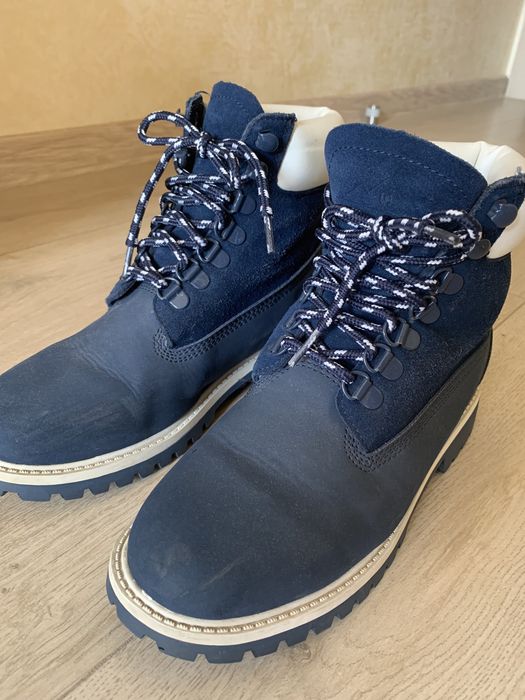 Ботинки зимние женские