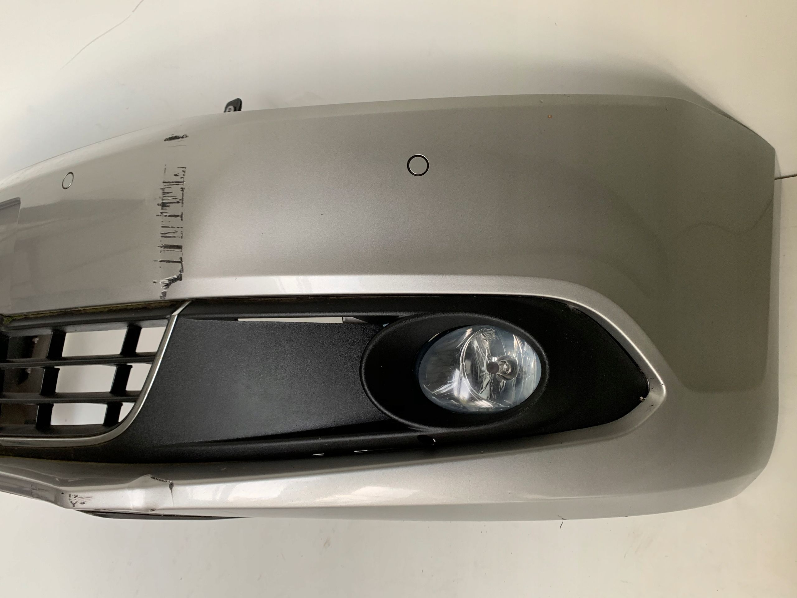 VW Jetta 5C Zderzak Przedni przód 4xPDC Kompletny oryginał demontaż…