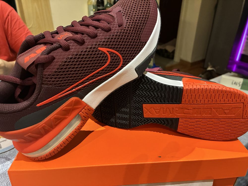 Tenis nike Alpha Trainer 6