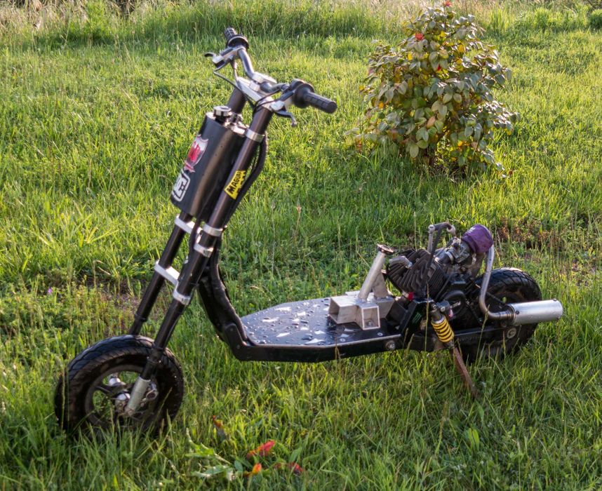 Trotinete a gasolina Bigboy V6