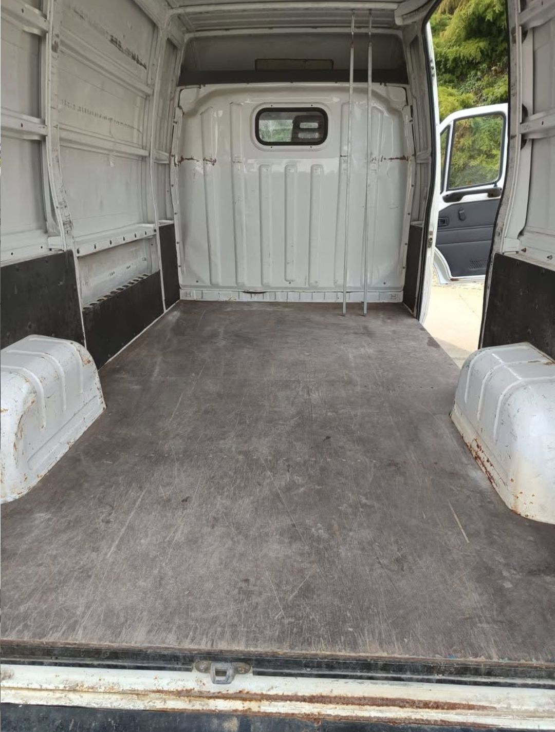 Fiat Ducato 2.5D 1995 – Robusta e Fiável, Pronta para Trabalhar!