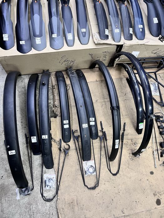 вело крылья болотники багажники подношки  подсиделы рули выносы седла