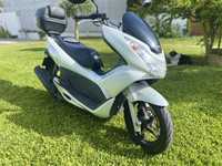 Honda pcx 2013 bom estado