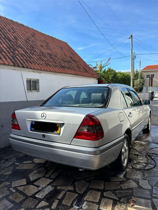 Mercedes C220 w202