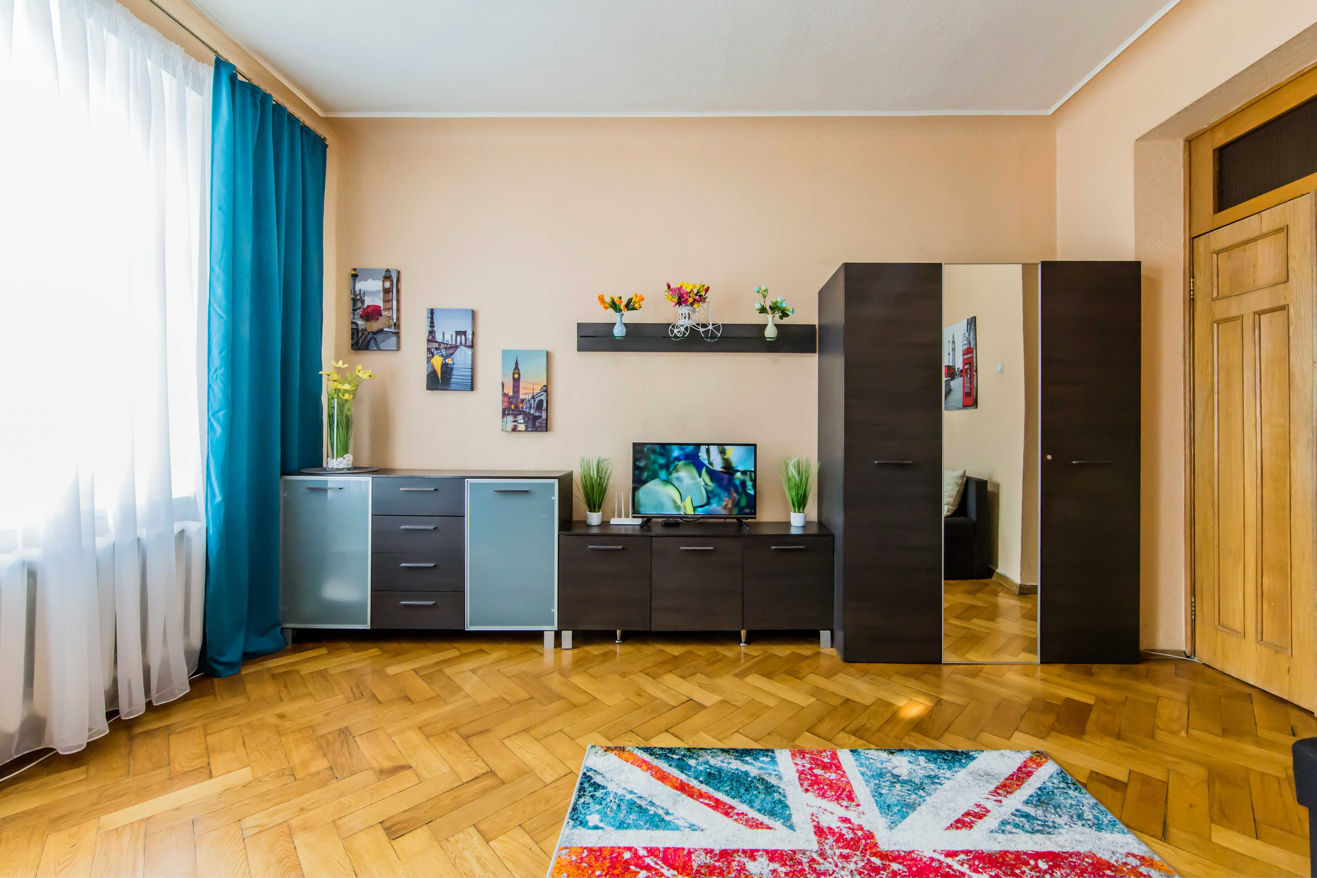 2к квартира у центрі Києва, Б. Васильківська, 84
