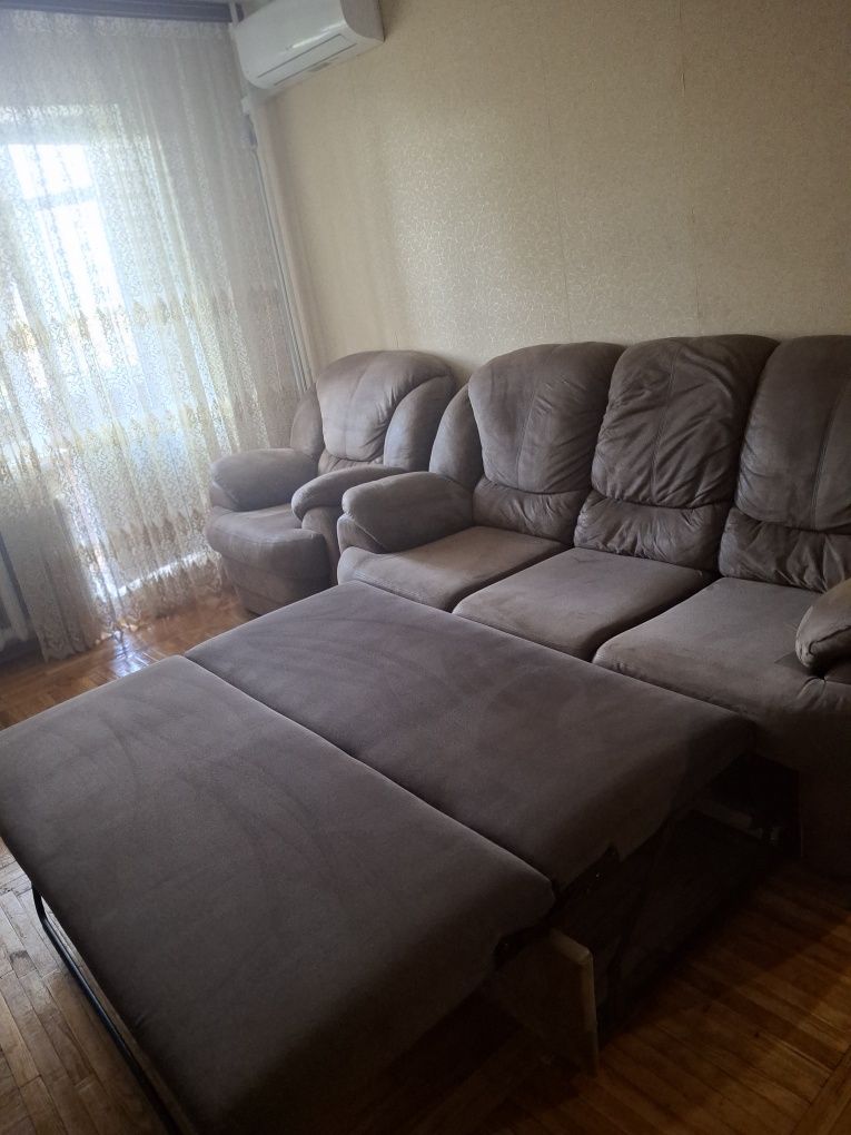 Диван и 2 кресла в зал