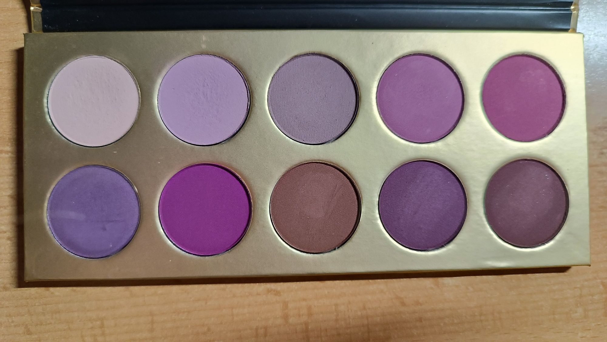Kobo professional eyeshadow palette paletka 10 cieni do powiek.