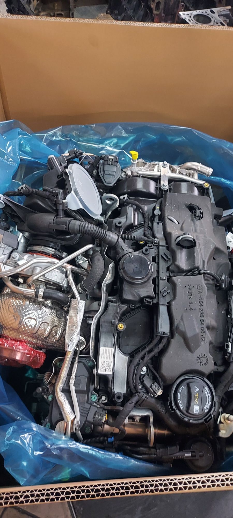 Silnik e213 654.920 c205 glc253 gle167