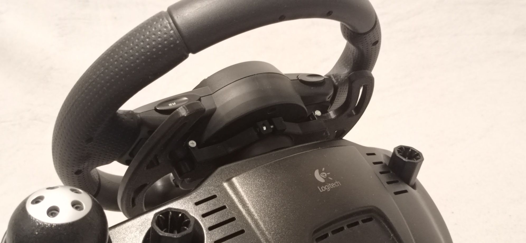 Kierownica Logitech Driving Force GT do PC
