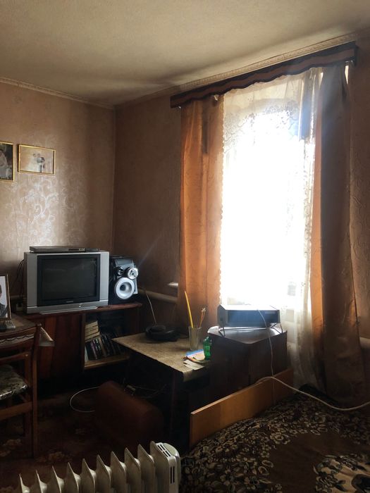 Будинок  в центрі села