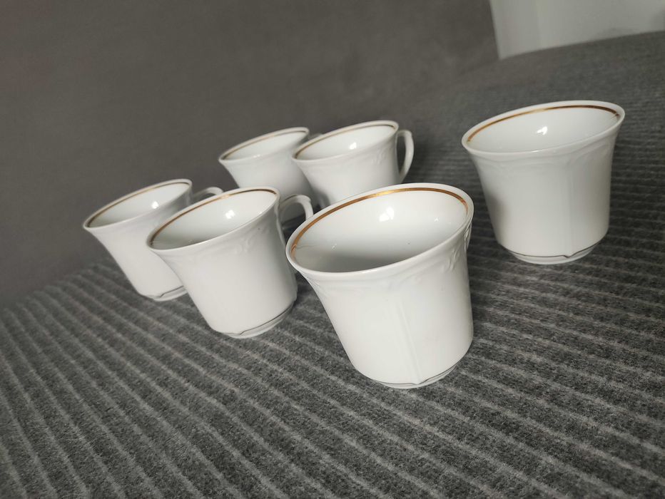 Zastawa Stołowa Filizanki Talerze Chodzież Serwis Obiadowy z porcelany