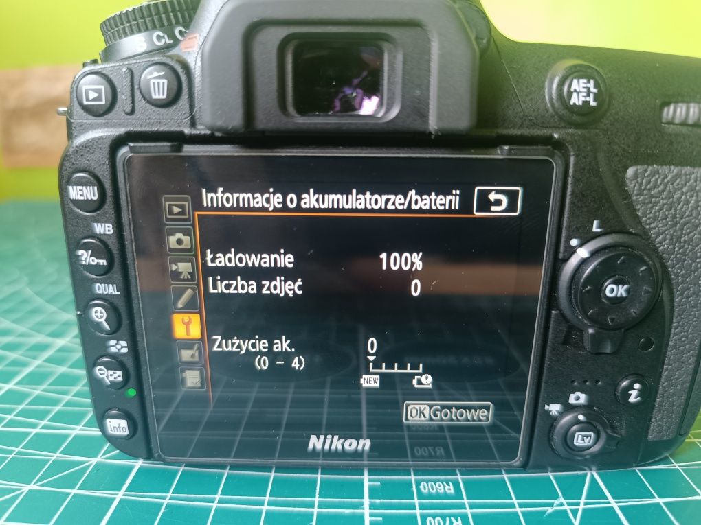 Nikon D7500 + karta pamięci 64GB