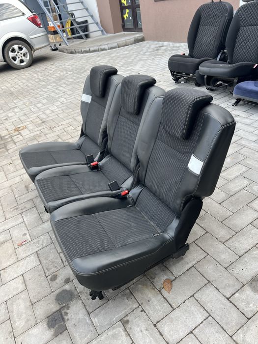 Продам задний ряд на рено сценик 3 в отличном состояние!