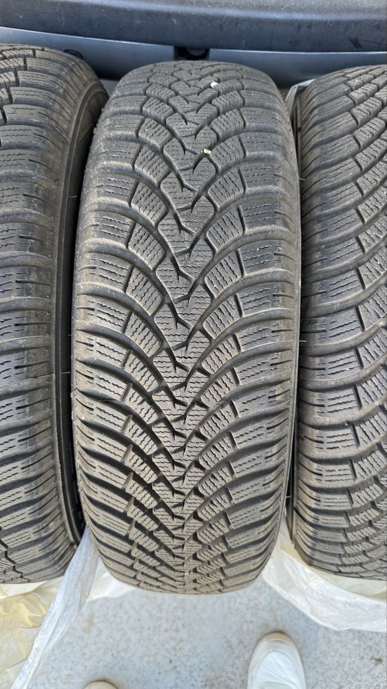 Opony zimowe falken eurowinter 195/65 r 15 prawie nowe