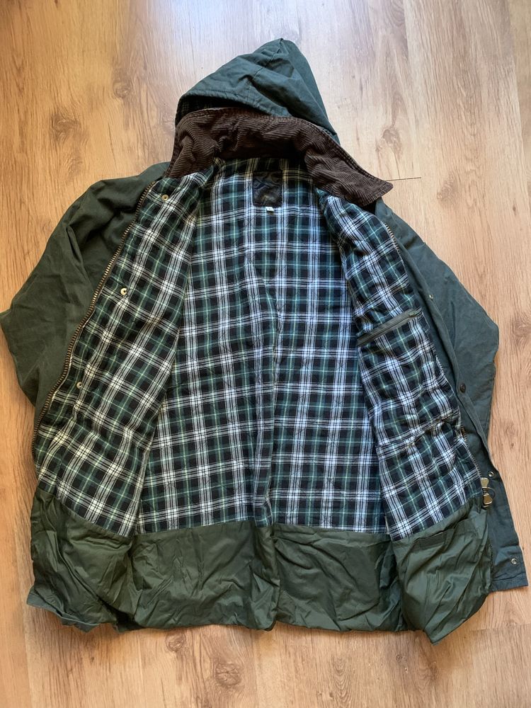 Продам оригинальную ваксовую куртку Dickies