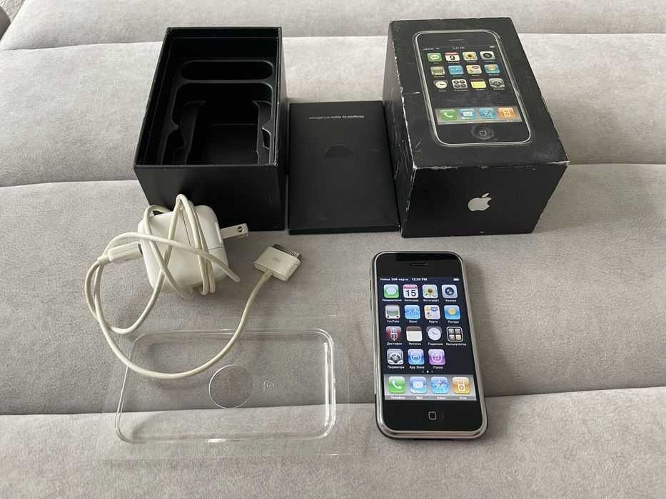 iPhone 2g 8gb. З коробокою і зарядкою! Колекційний раритет