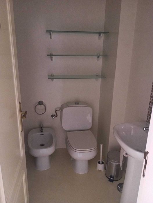 T2 com elevador e 2 casas de banho