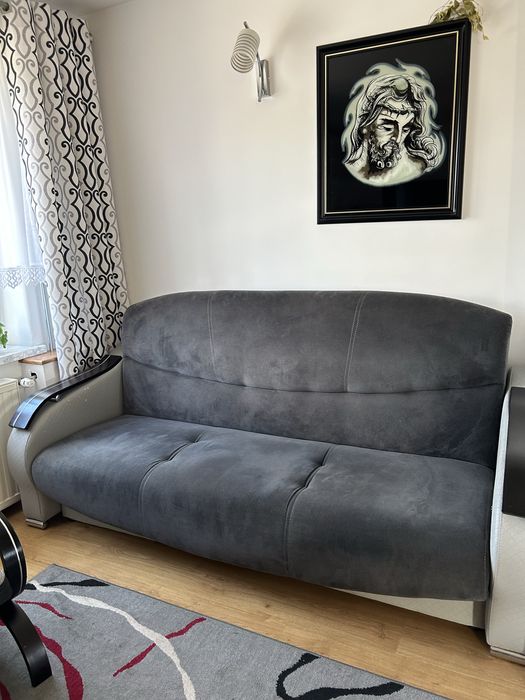 Wersalka w dobrym stanie