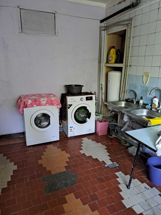 Продаж Дві окремі кімнати у гуртожитку на Ваш вибір по вул. Історична