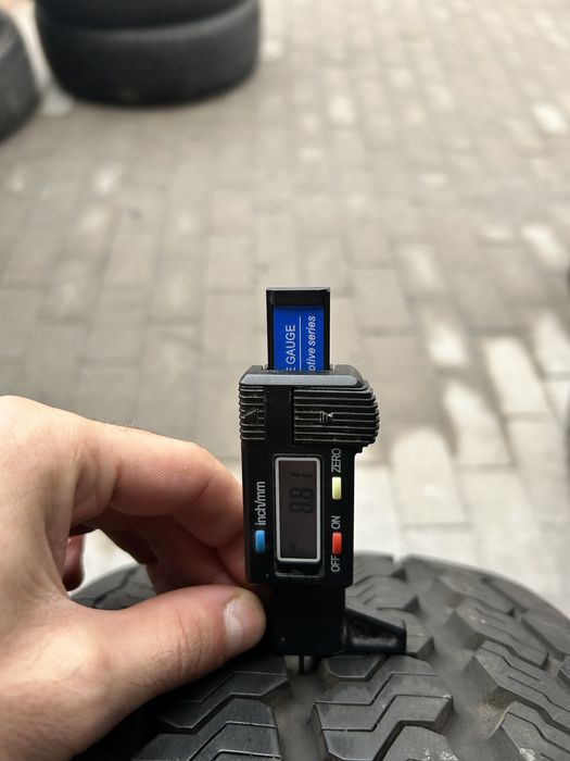 ЯК НОВІ 9 мм 225/55/17 Continental пара шини б/у склад резина