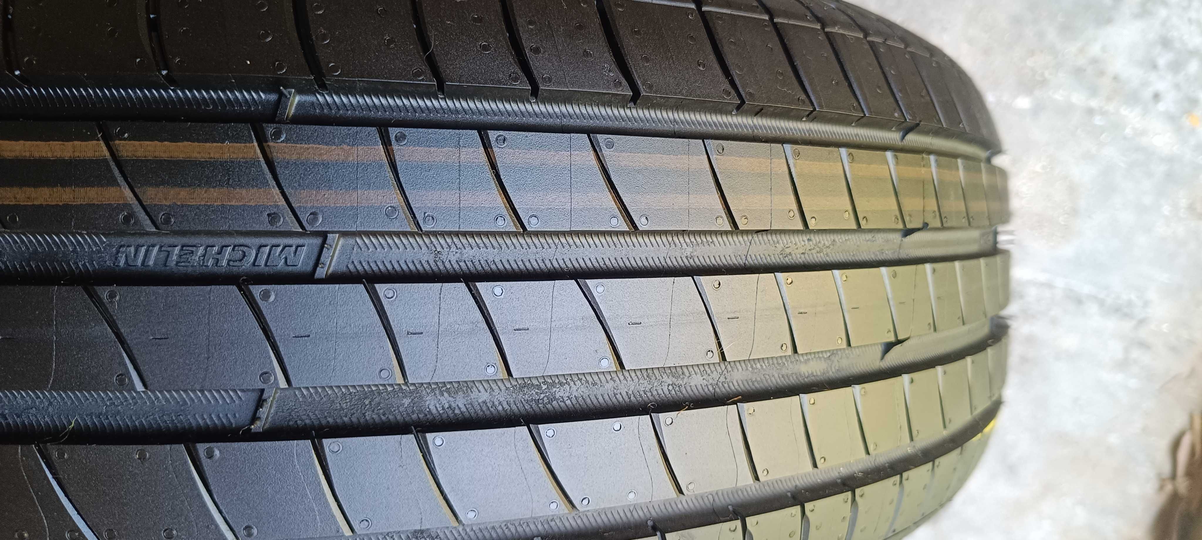 4xOpony Letnie MICHELIN PRIMACY 4 185/65/15 88H (demo) 2022