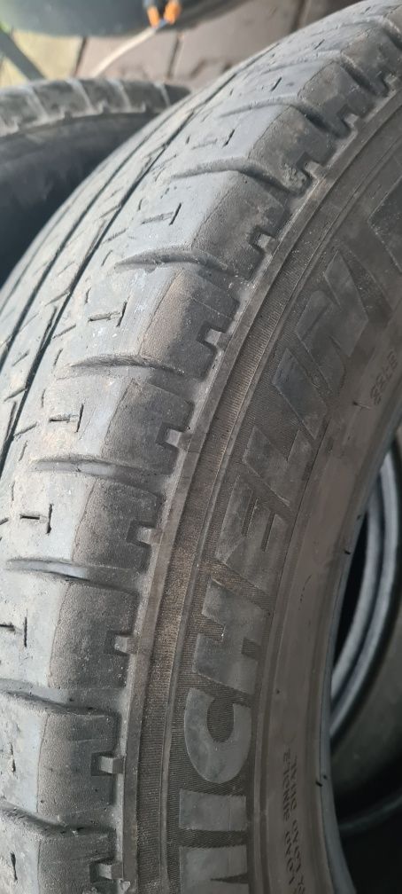 Michelin Agilis 215/65/16 C 109/107 T