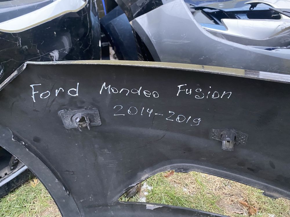Продам Бампер Передній Ford Fusion Mondeo Форд Фюжин Мондео