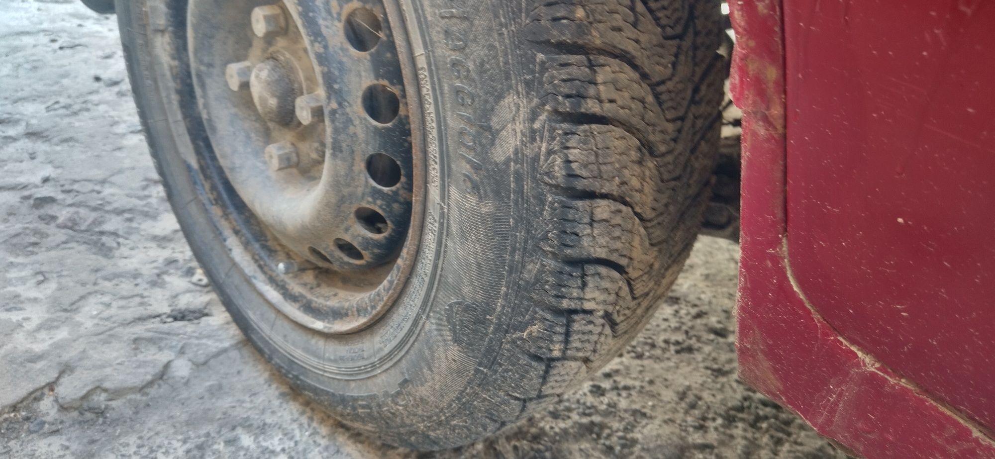 Резина зима 175/70 R13