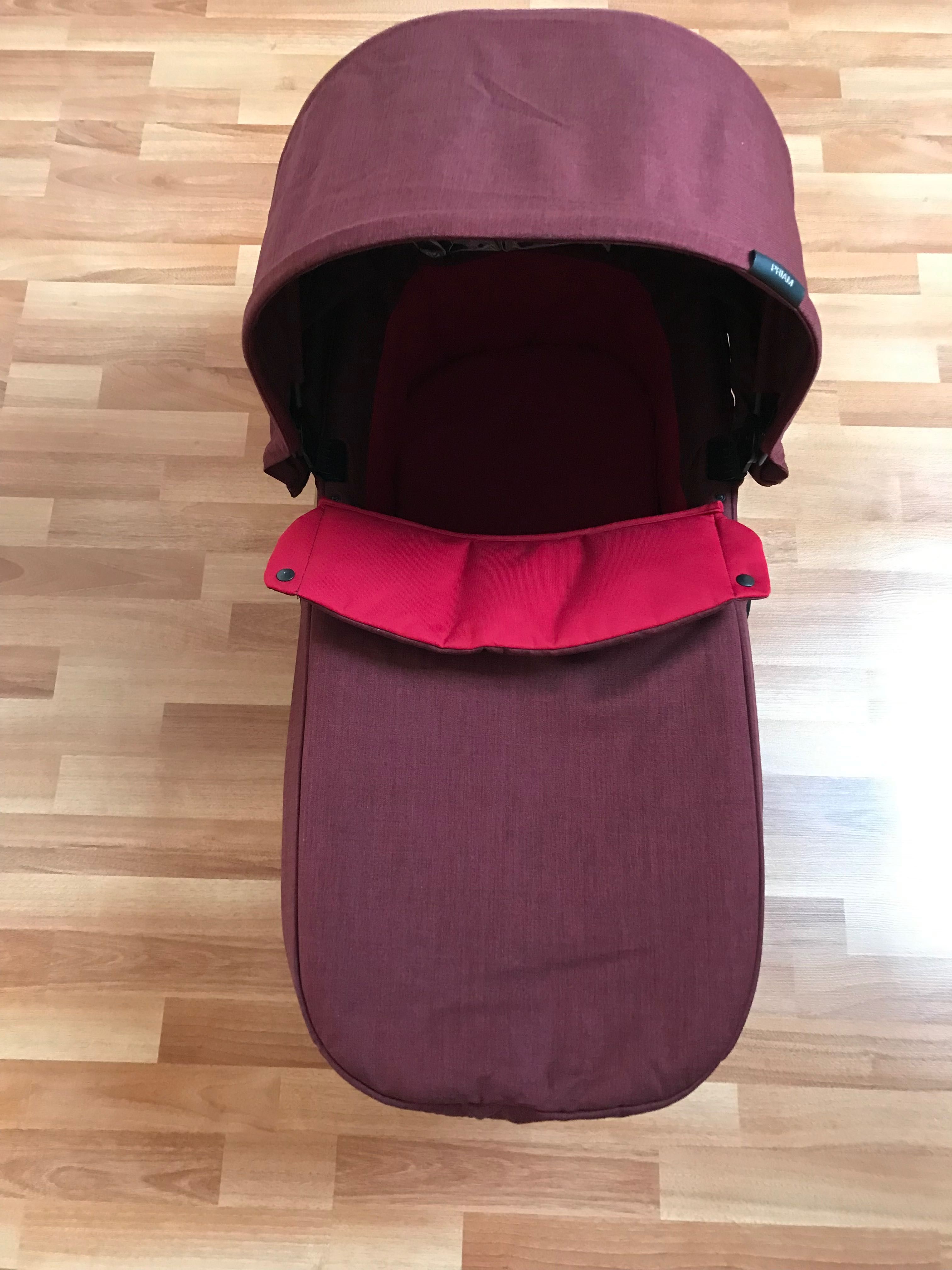 Cybex Priam Ferrari beżowy z gondolą
