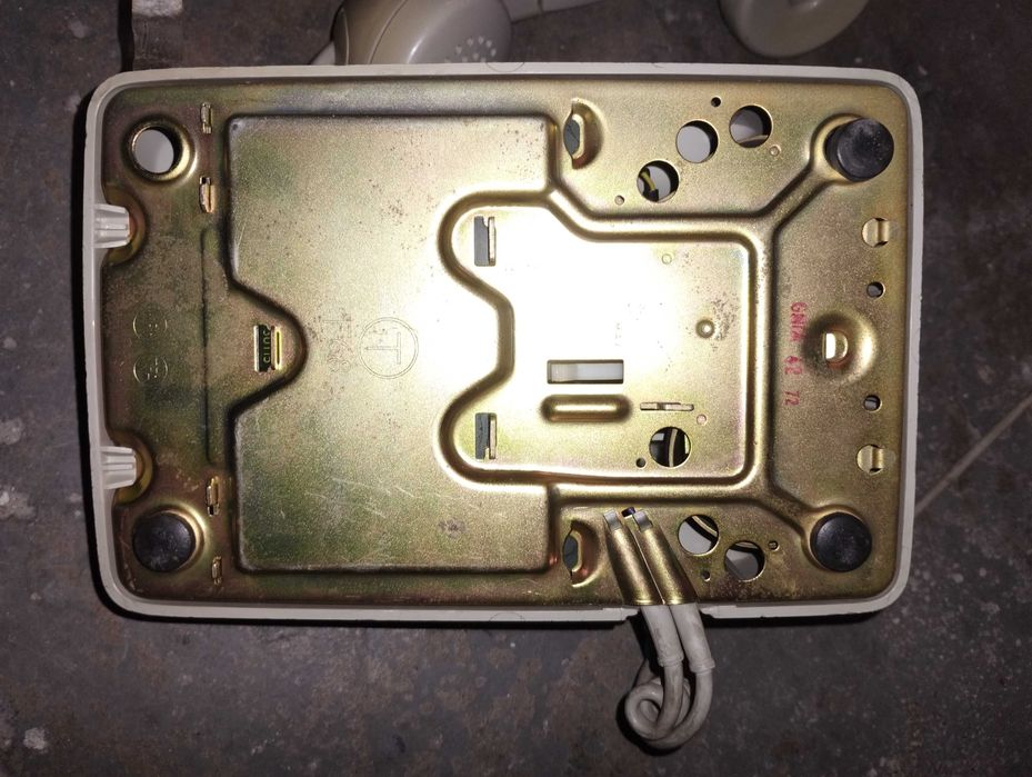 Telefon stacjonarny z PRL