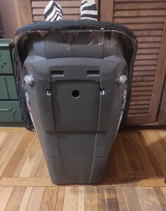 Автокрісло сидіння дитяче Britax Romer King Zebra