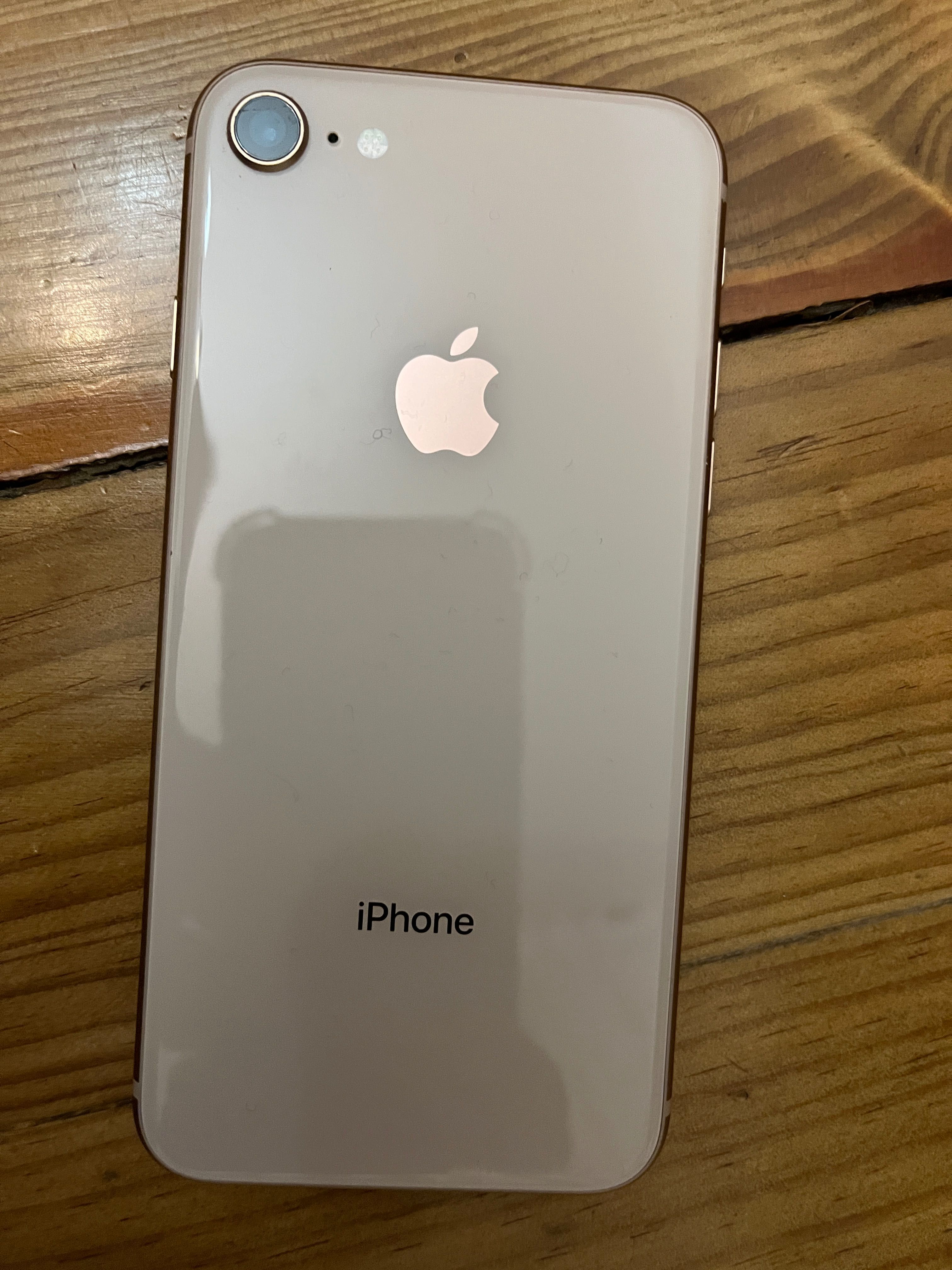 iPhone 8 64 Gb Rose Gold - bom estado