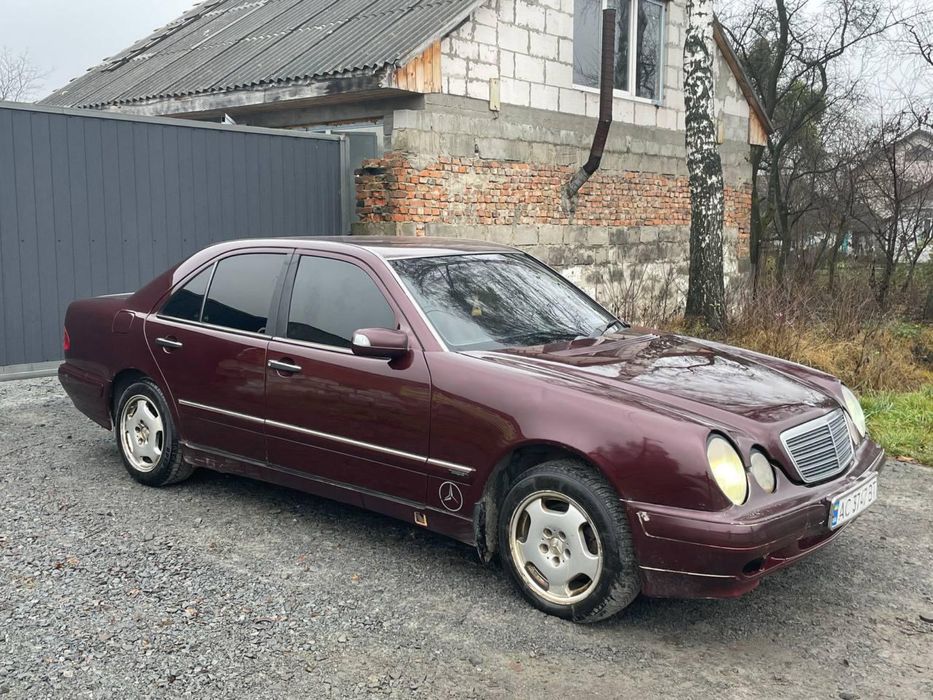 Mercedes benz W210 E270 CDI автомат 2.7 дизель