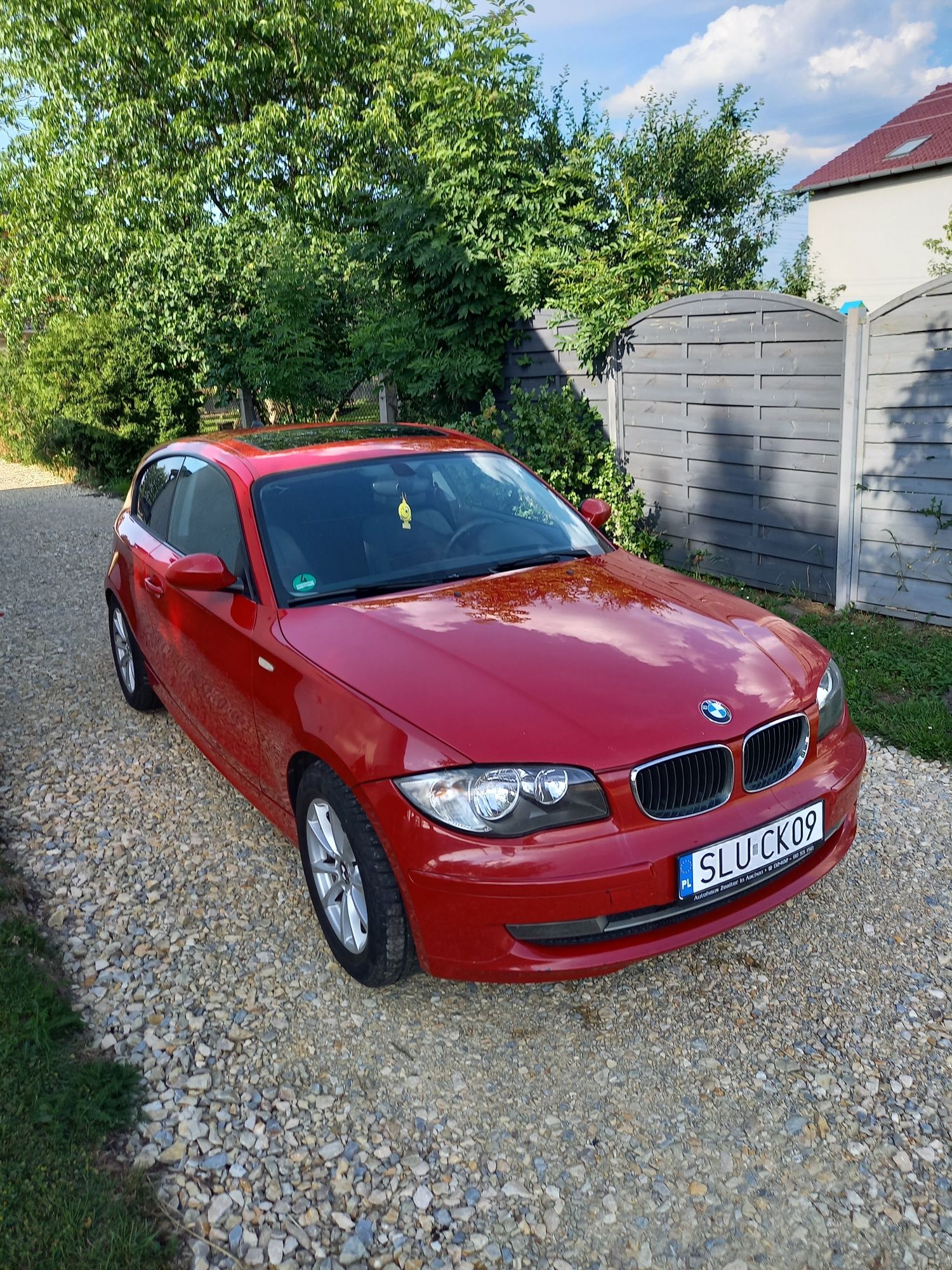 Sprzedam ładne dynamiczne  BMW SERIA  1  E87 2.0 D