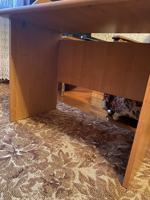 Продам дитячий столик