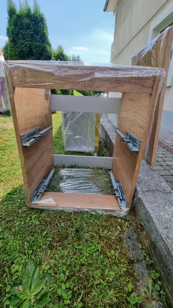 Szafka z szufladami łazienkowa z blatem