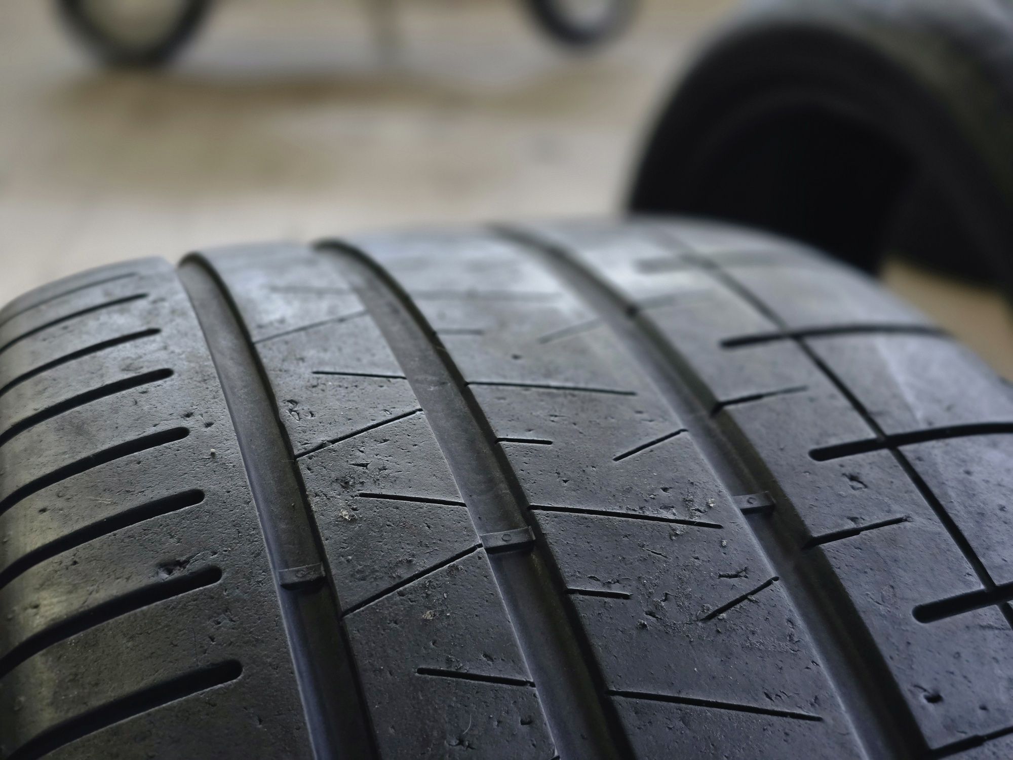 Pneus 295/35 R20 Pirelli P Zero Corsa PZC4 MC-C – 99%