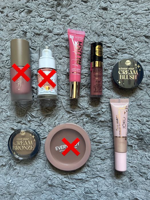 Zestaw kosmetyków do makijażu nowe produkty