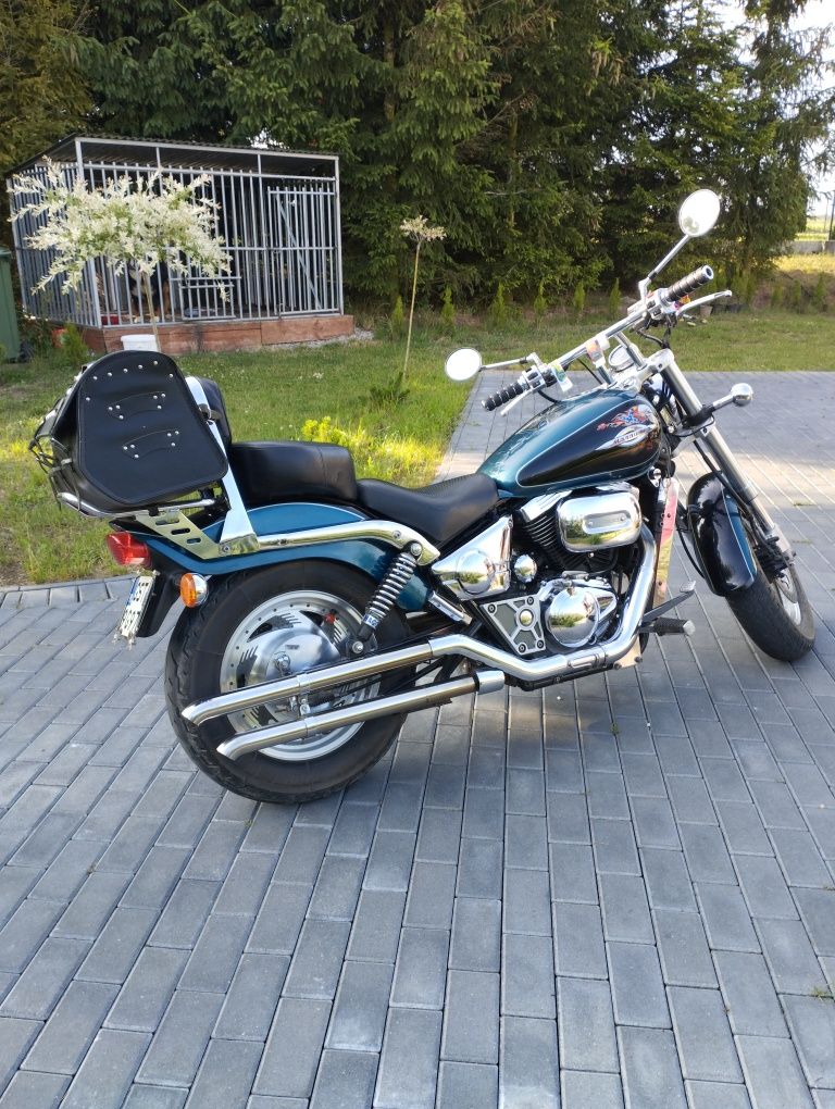 Motocykl Suzuki VZ 800