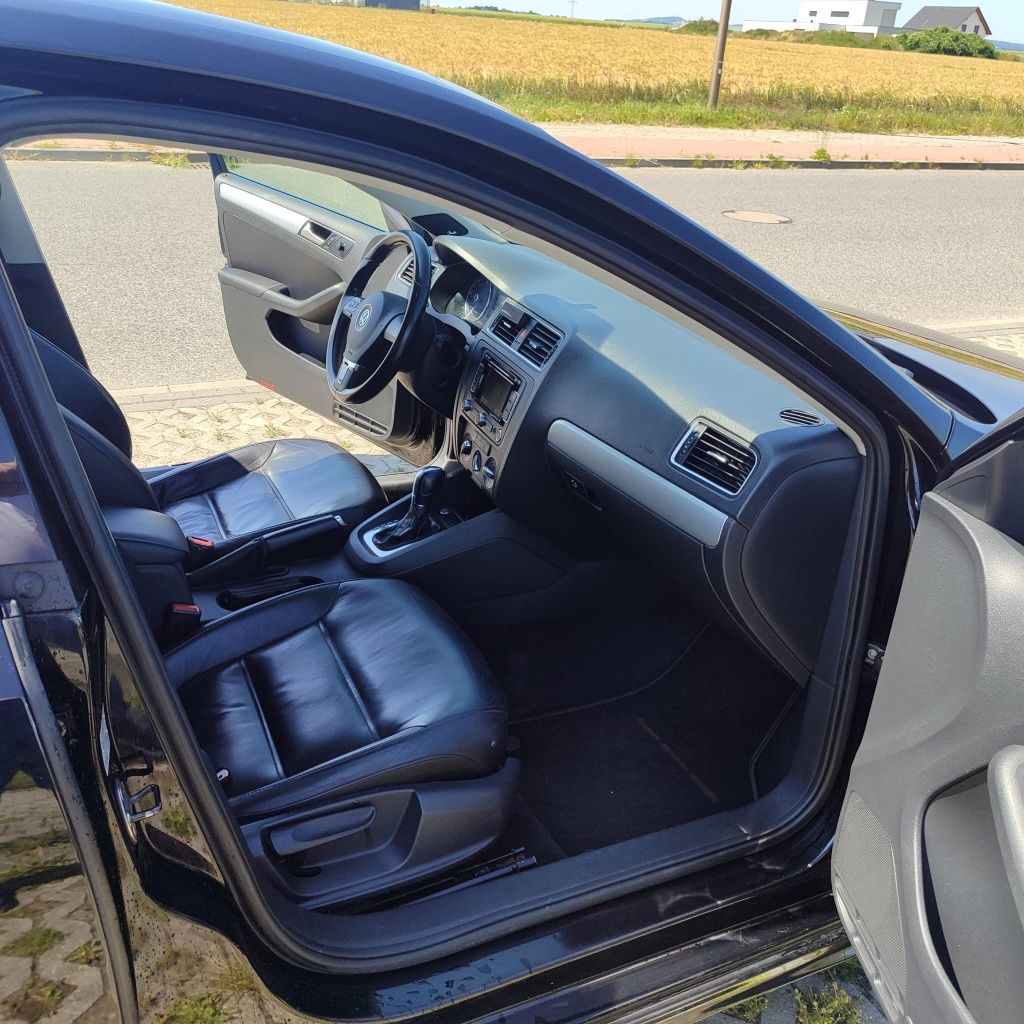 Volkswagen Jetta 2.0 TDI automat DSG