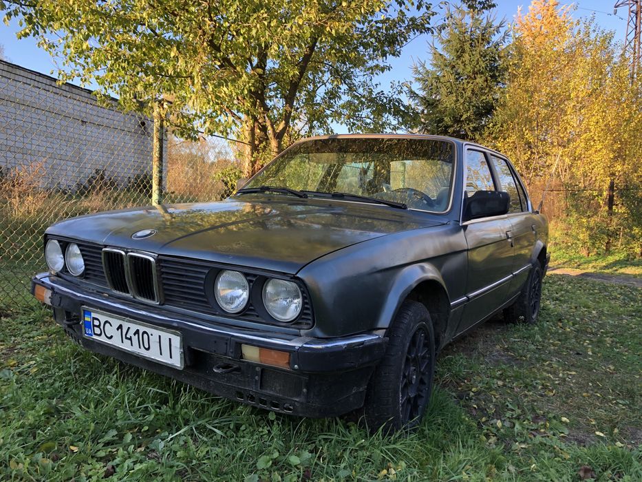 Продам BMW 316 (e30) газ/бензин