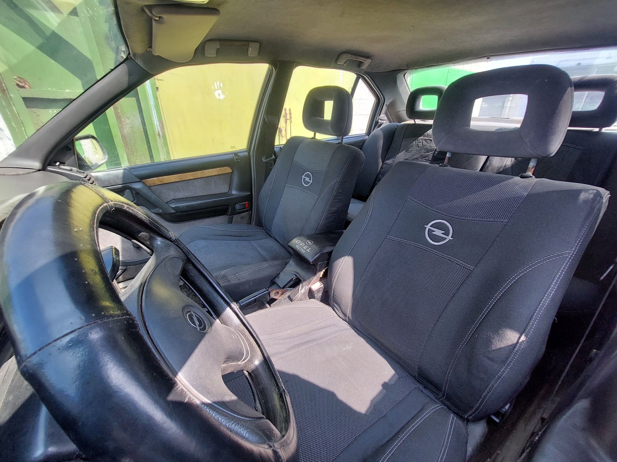 Opel omega a 2.0 инжектор
