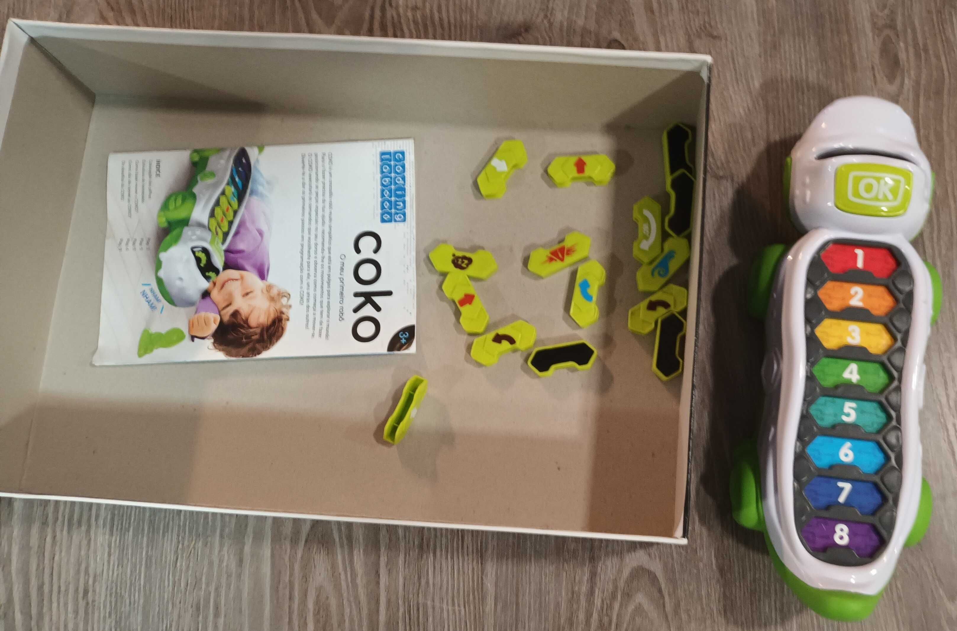 Coko: o meu primeiro robô - Clementoni - Brinquedo Multimédia