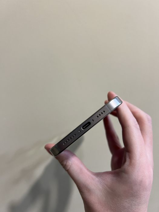 Б/у Iphone 16 Pro Max 256 Natural Titanium 100% акумулятор