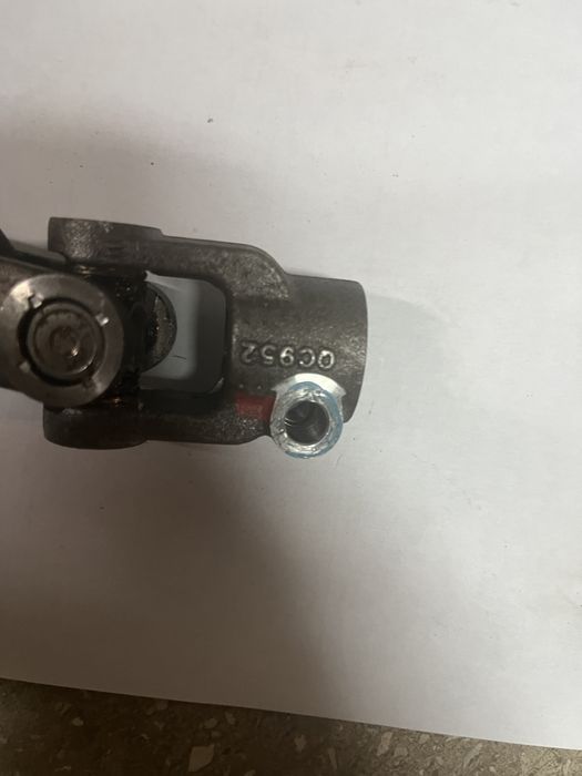 Кардан рульовий Hyundai Tucson 3 покоління