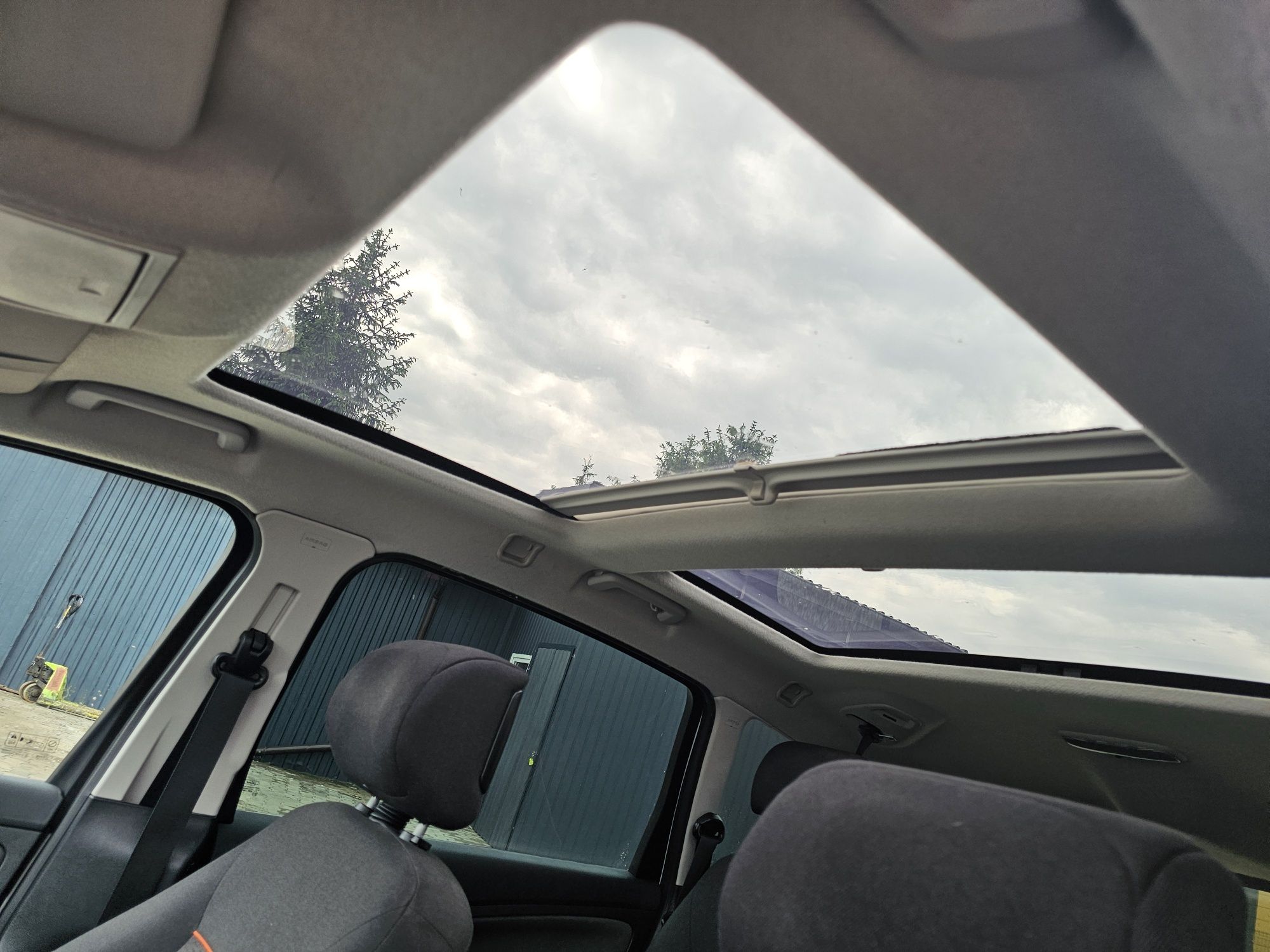 Ford S-Max,2.0 benzyna ,7-osób, Panorama , Alu ,
