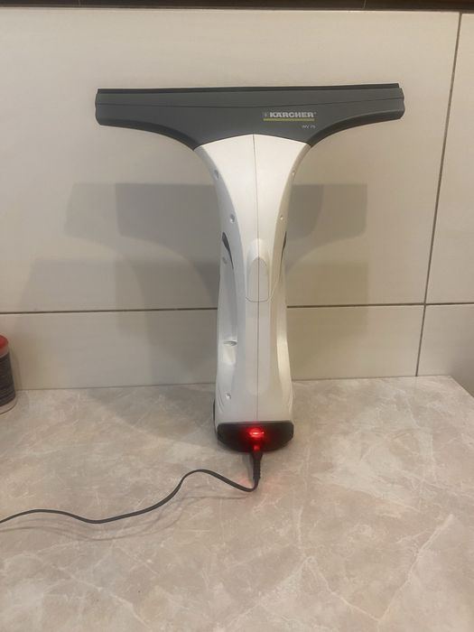 Пылесос оконный Karcher